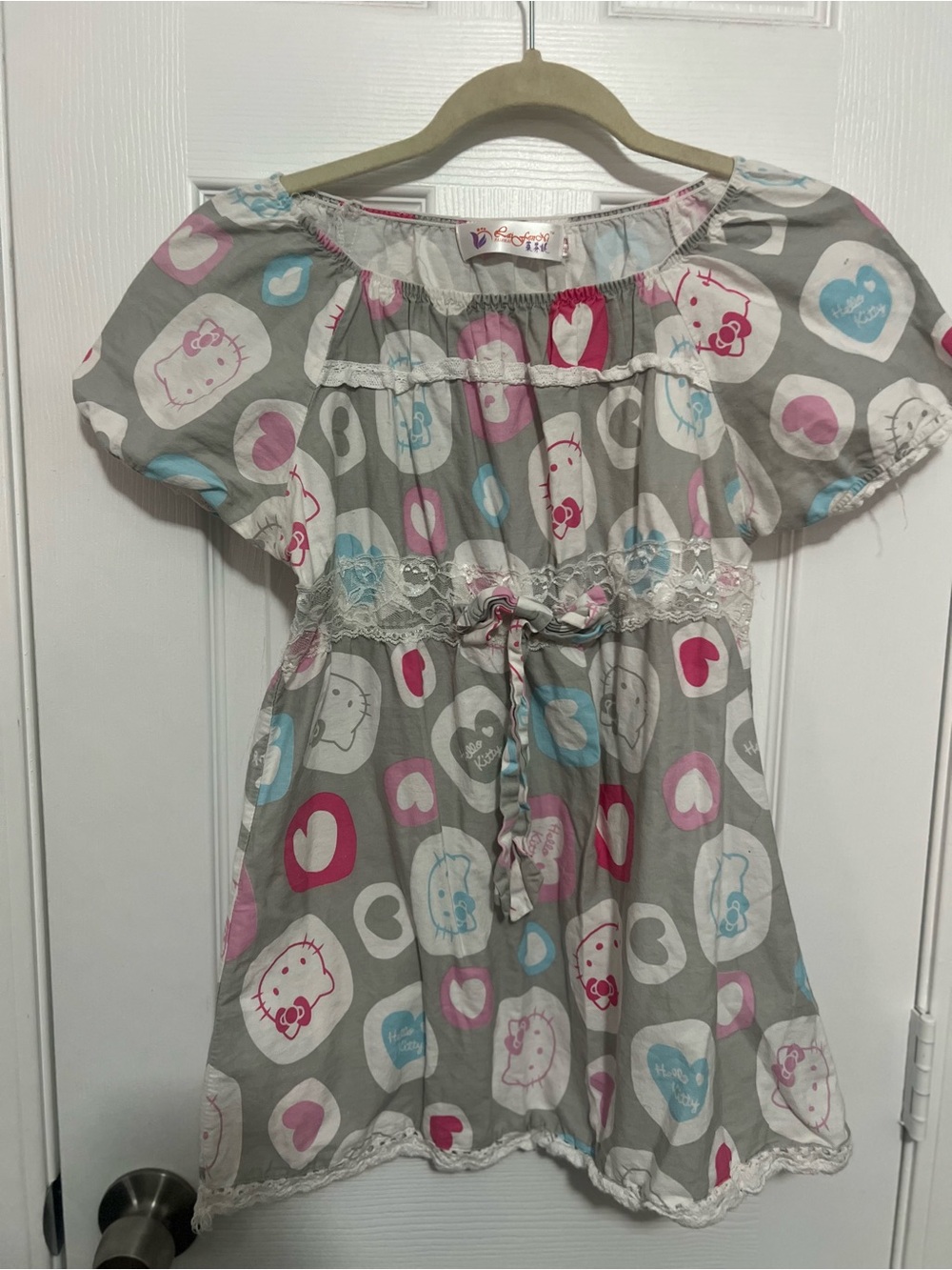 Hello Kitty Scrub Top Lace with Pink & Blue Hearts
